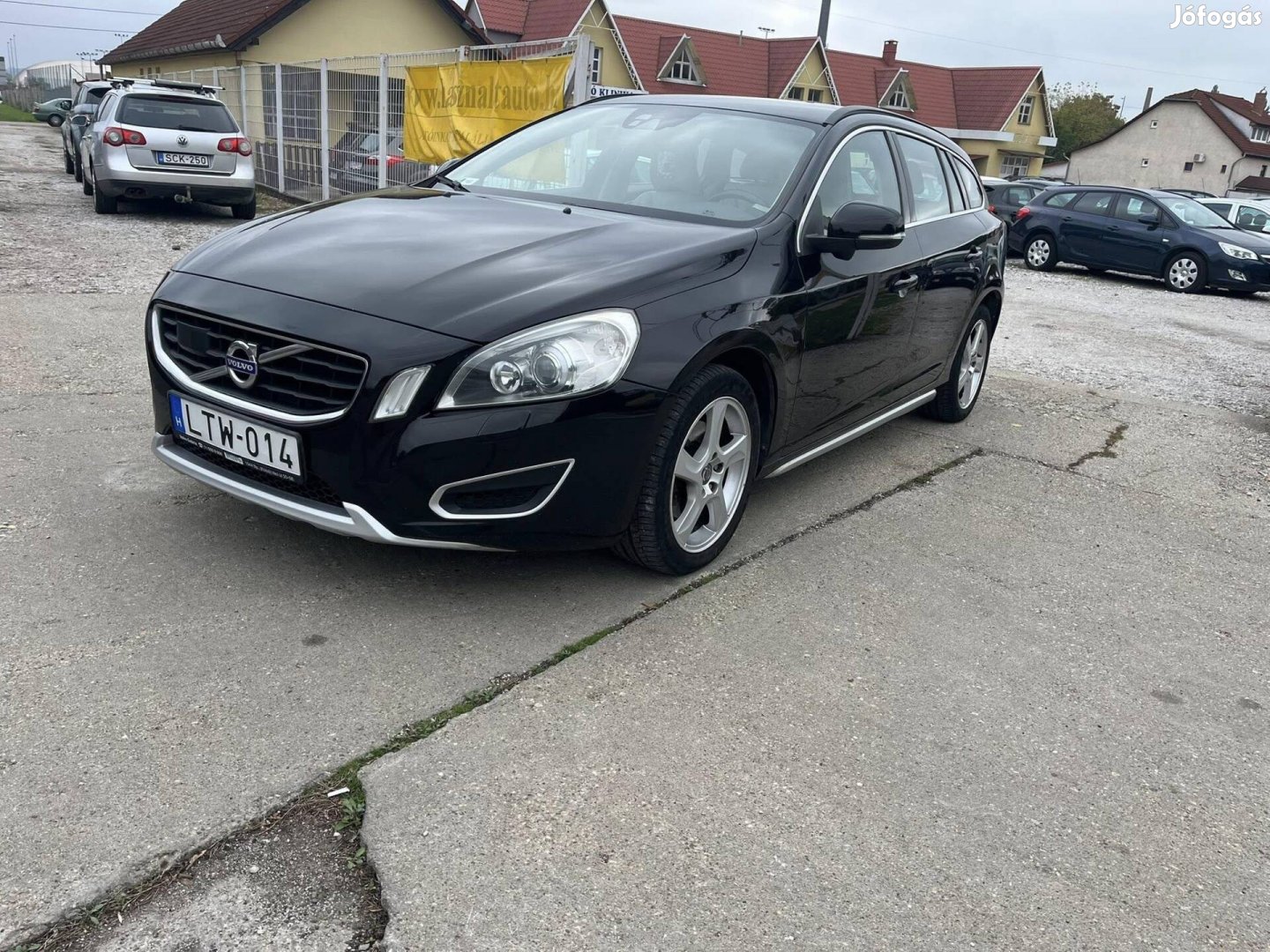 Volvo V60 2.0 D [D3] Momentum
